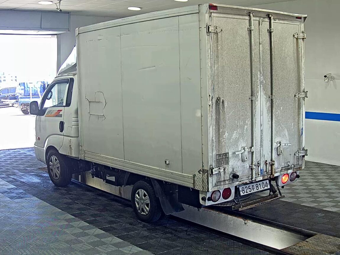 KIA BONGO III CARGO CRDi KING CAB EXTRA LONG WHEELBASE 2018 - zdjęcie 6
