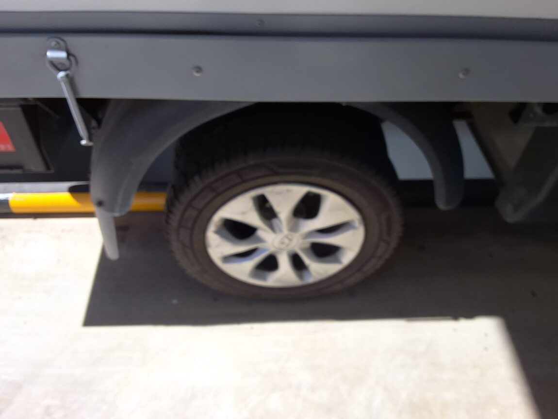 HYUNDAI PORTER II ELECTRIC CARGO SMART SPECIAL 2022 - zdjęcie 18