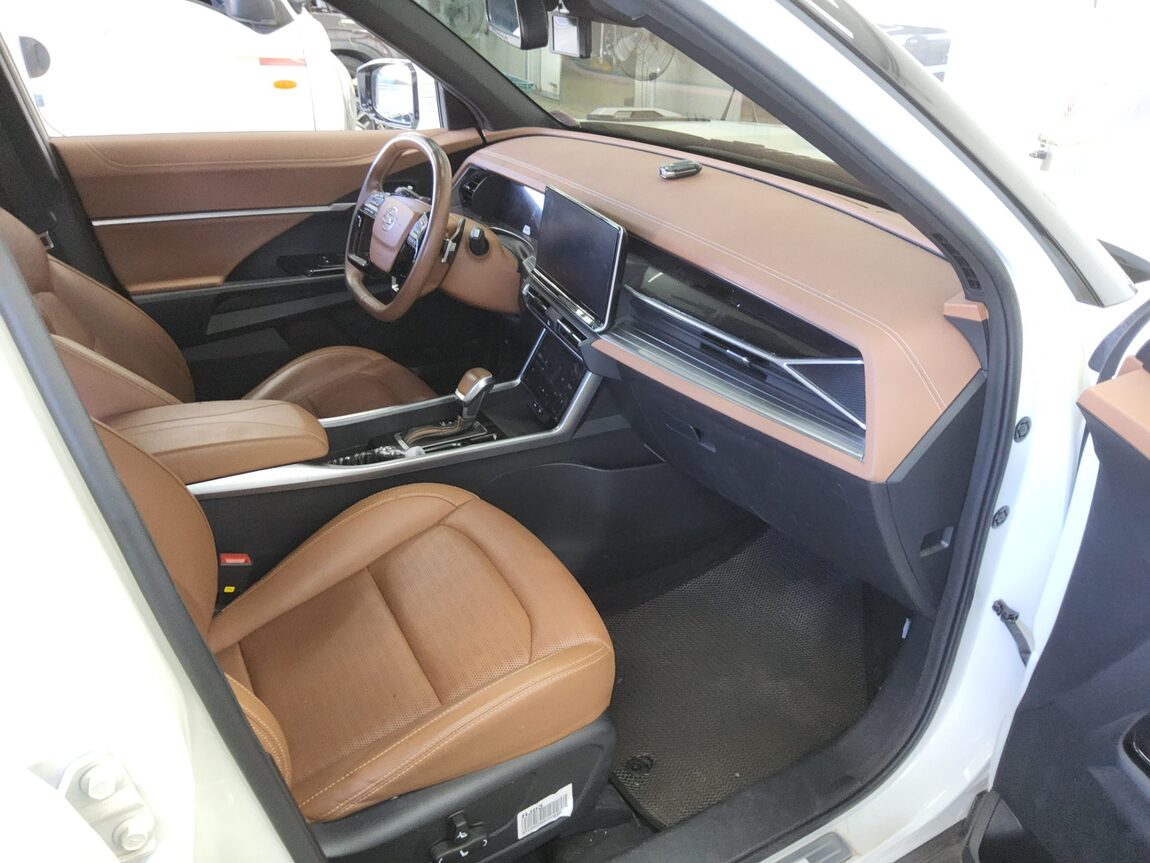 KG MOBILITY (SSANGYONG) TORRES 1.5 GDI-T 2WD T7 2023 - zdjęcie 14