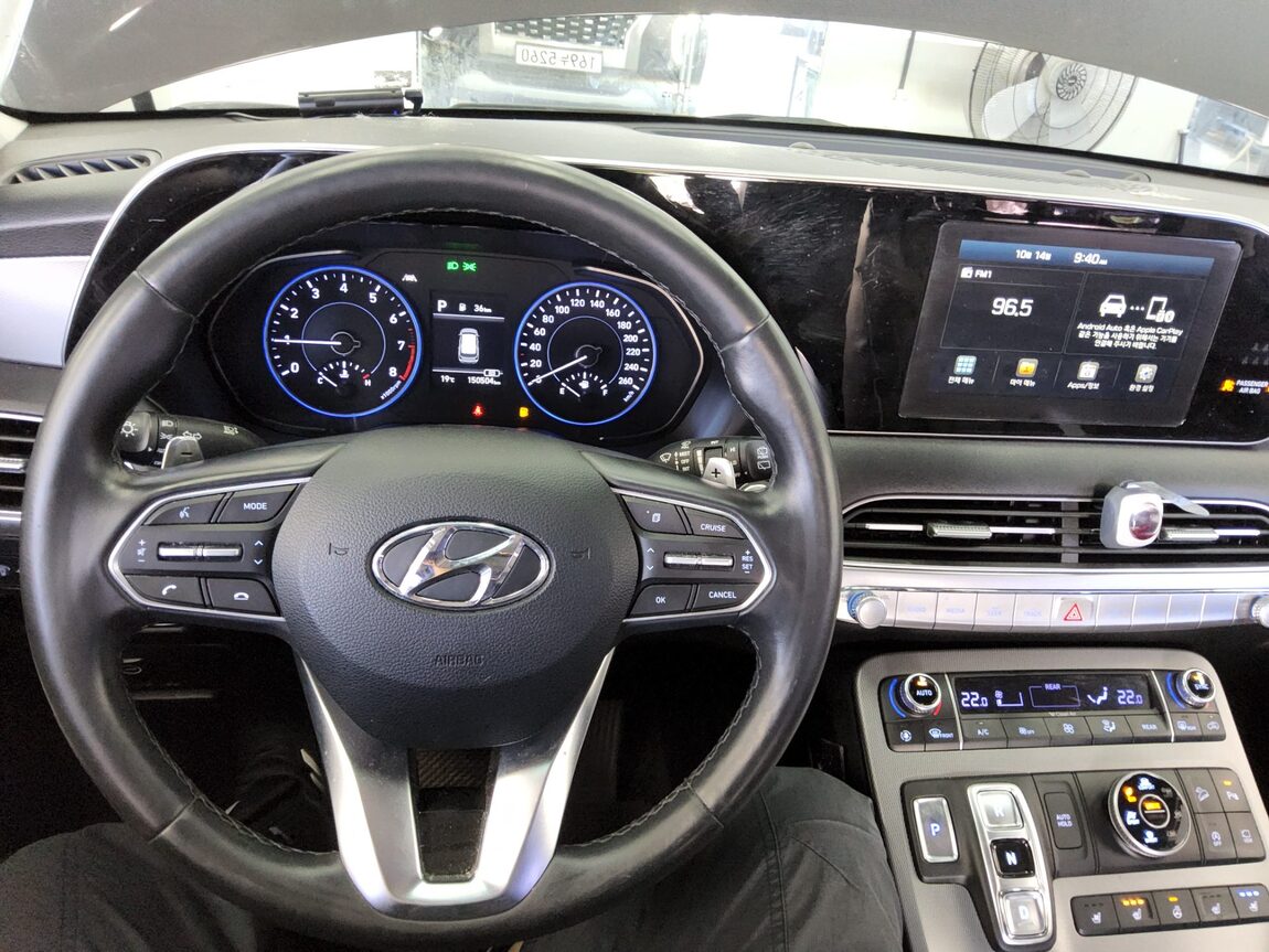 HYUNDAI PALISADE 3.8 GASOLINE AWD EXCLUSIVE 2019 - zdjęcie 17