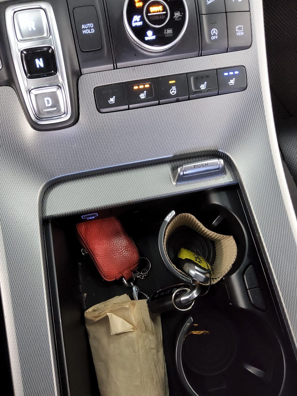 HYUNDAI PALISADE 3.8 GASOLINE AWD EXCLUSIVE 2019 - zdjęcie 19