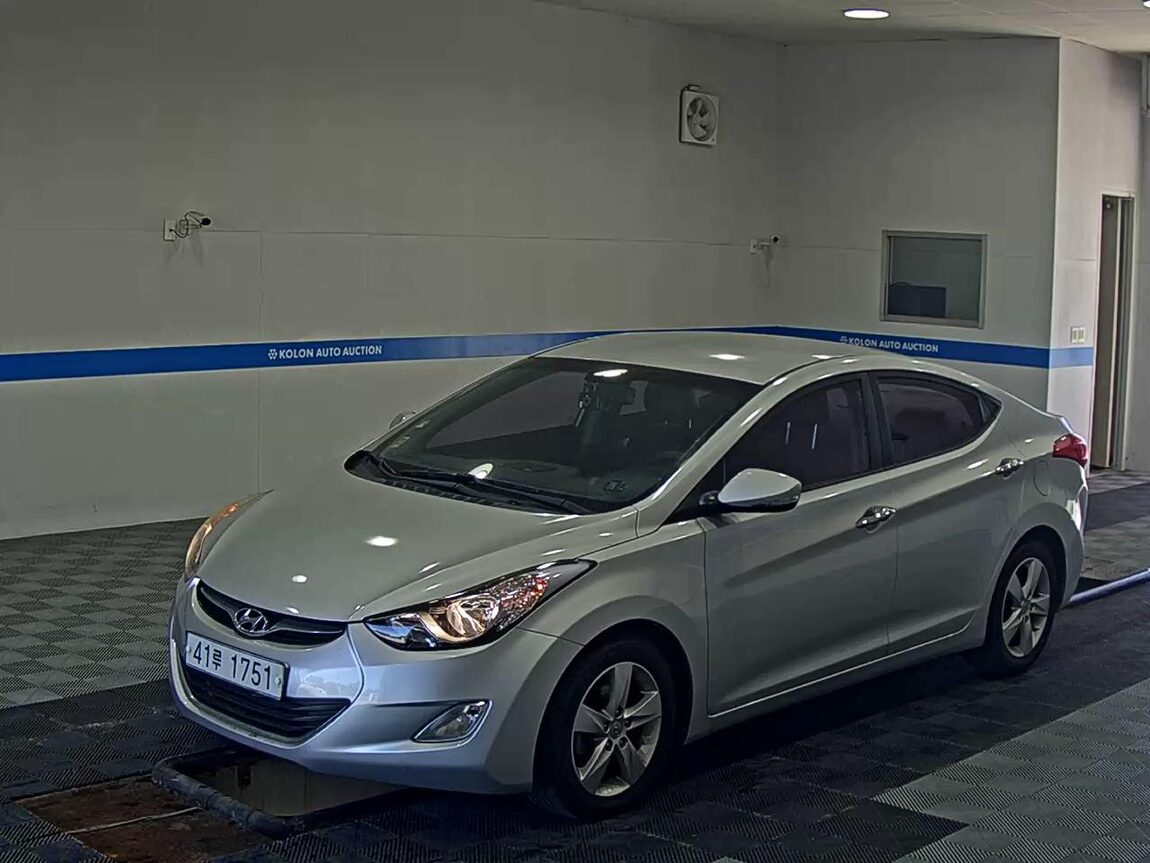 HYUNDAI AVANTE MD M16 GDi SMART 2013 - zdjęcie 2