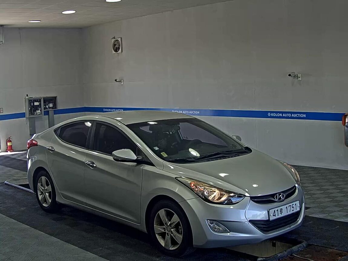 HYUNDAI AVANTE MD M16 GDi SMART 2013 - zdjęcie 3