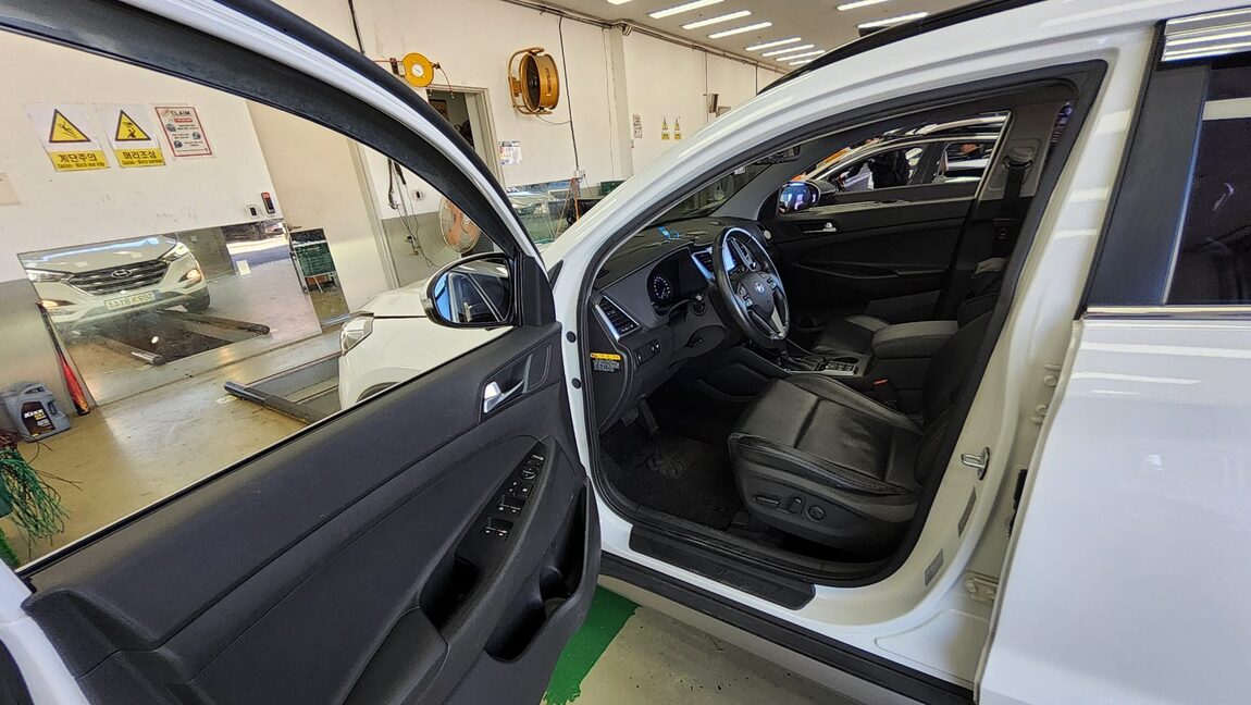 HYUNDAI ALL NEW TUCSON DIESEL R2.0 2WD MODERN SPECIAL 2017 - zdjęcie 10