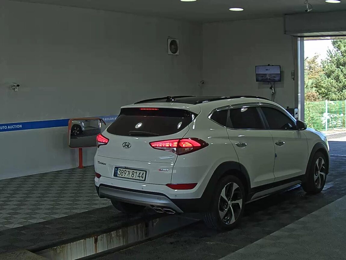 HYUNDAI ALL NEW TUCSON DIESEL R2.0 2WD MODERN SPECIAL 2017 - zdjęcie 5