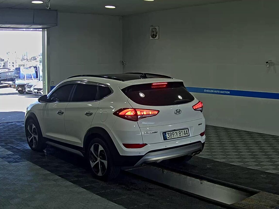 HYUNDAI ALL NEW TUCSON DIESEL R2.0 2WD MODERN SPECIAL 2017 - zdjęcie 6