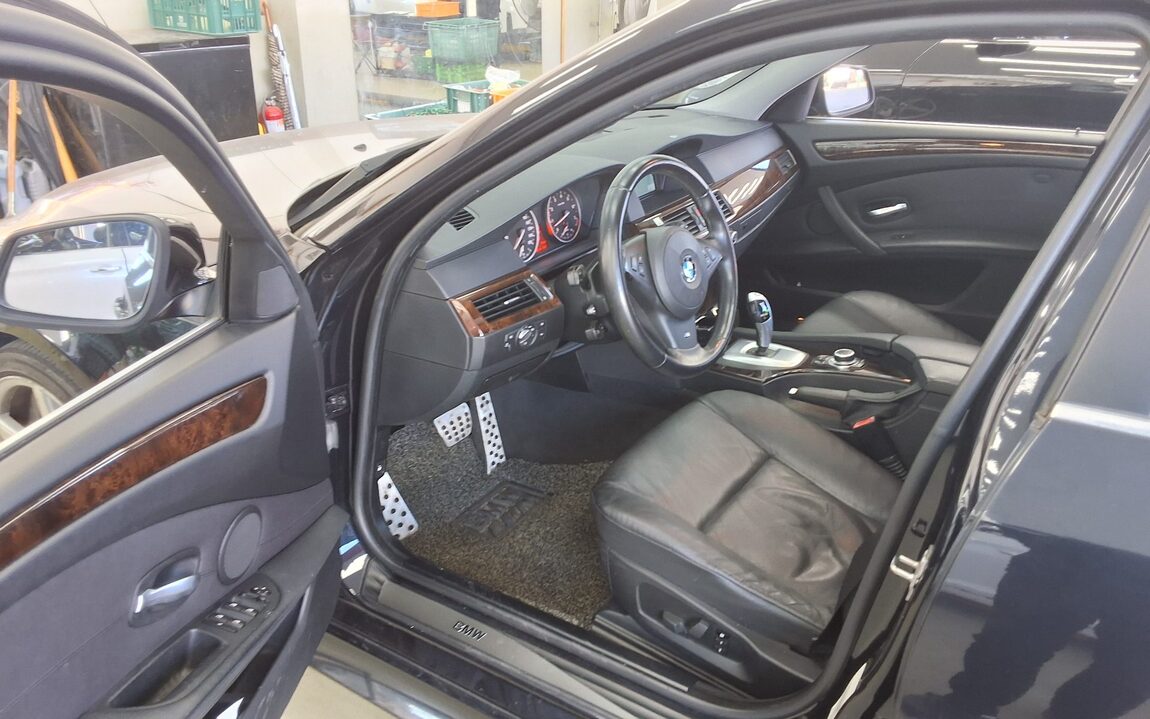 BMW 5 SERIES (5TH GEN) 528i SPECIAL EDITION 2010 - zdjęcie 10