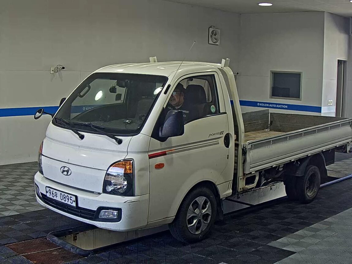 HYUNDAI PORTER II CRDi STANDARD CAB EXTRA LONG WHEELBASE SMART 2018 - zdjęcie 2