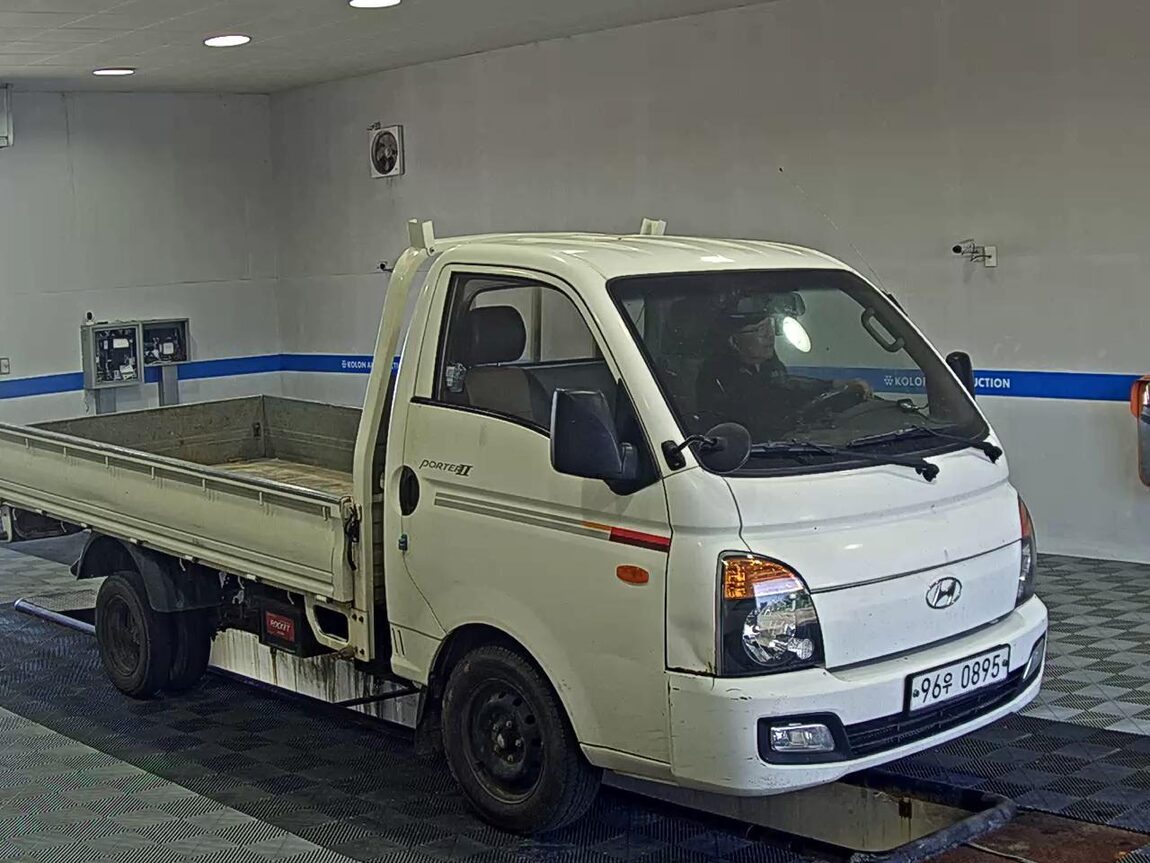 HYUNDAI PORTER II CRDi STANDARD CAB EXTRA LONG WHEELBASE SMART 2018 - zdjęcie 3
