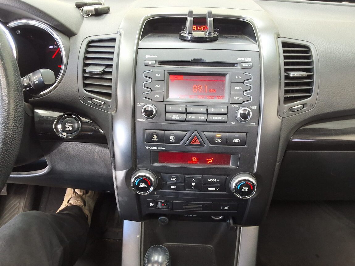 KIA SORENTO R DIESEL 2.2 2WD TLX LUXURY MODEL 2010 - zdjęcie 24