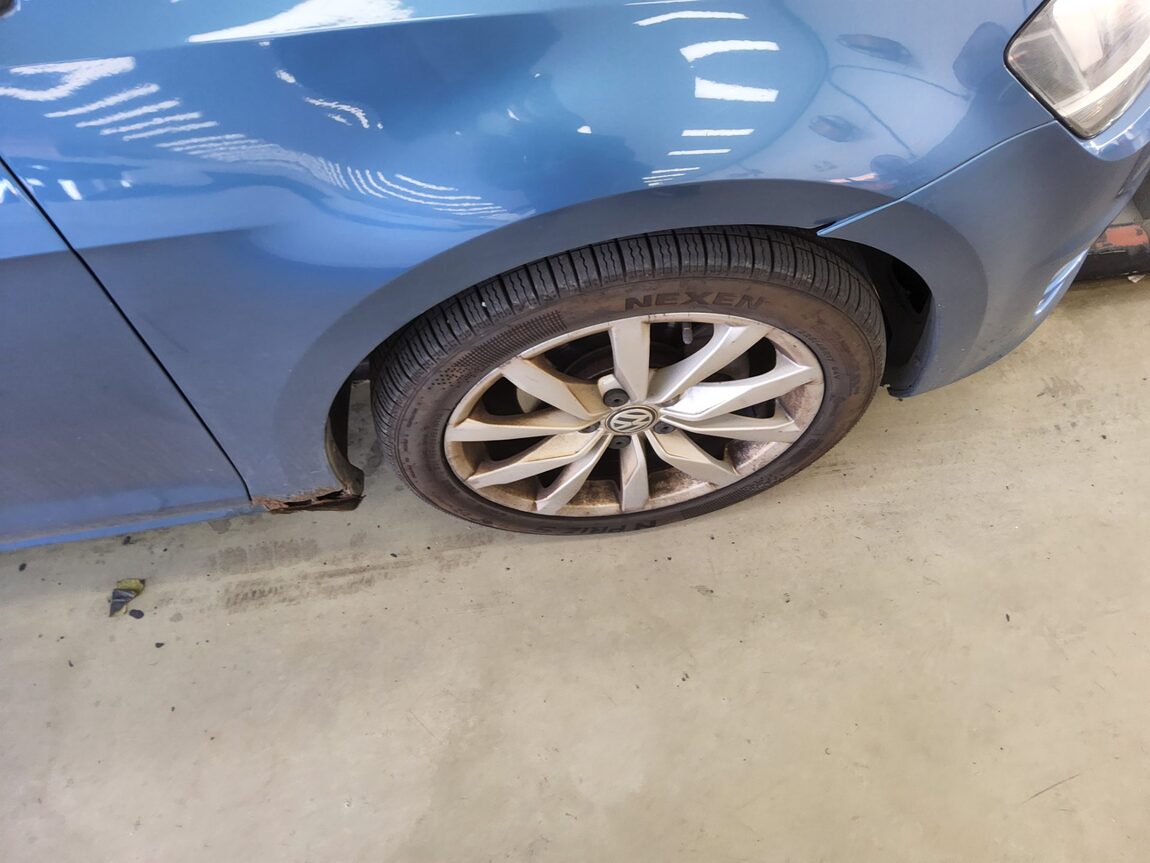 VOLKSWAGEN GOLF (7TH GEN) 2.0 TDI 2015 - zdjęcie 25