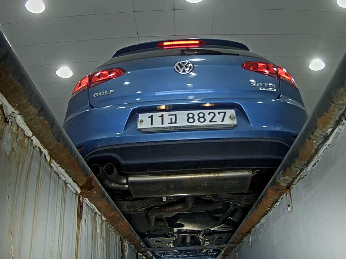 VOLKSWAGEN GOLF (7TH GEN) 2.0 TDI 2015 - zdjęcie 8