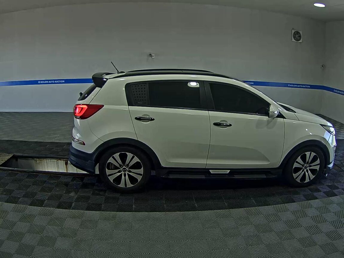 KIA SPORTAGE R DIESEL R2.0 2WD TLX PREMIUM 2011 - zdjęcie 4