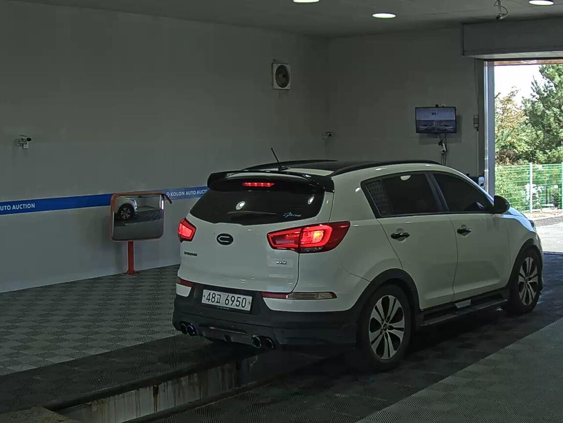 KIA SPORTAGE R DIESEL R2.0 2WD TLX PREMIUM 2011 - zdjęcie 5