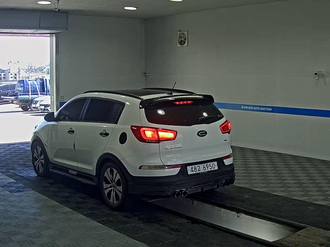 KIA SPORTAGE R DIESEL R2.0 2WD TLX PREMIUM 2011 - zdjęcie 6
