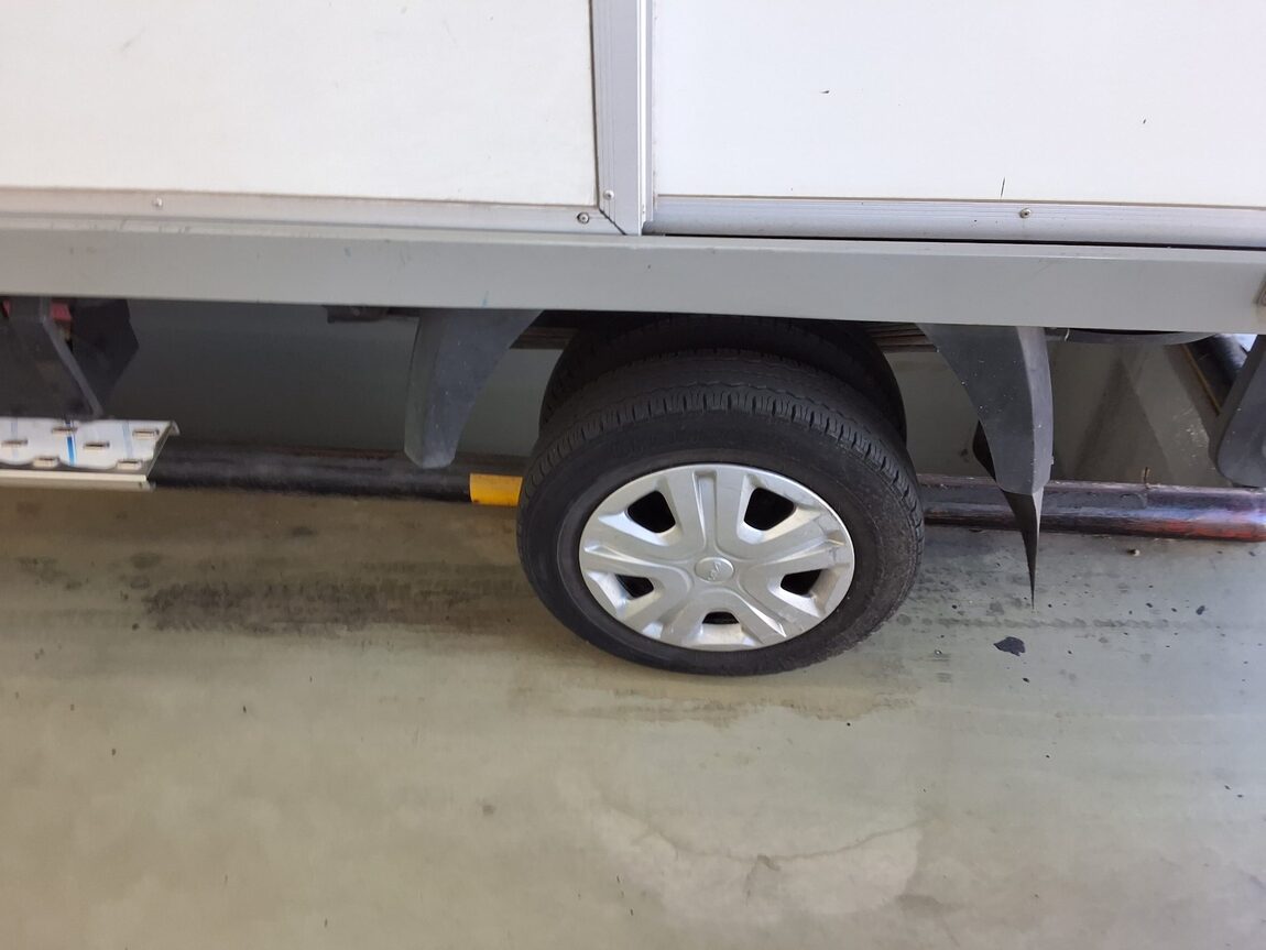 KIA THE NEW BONGO III CARGO SLIDING DOOR BOX TRUCK LPI PLUS MODEL 2025 - zdjęcie 19