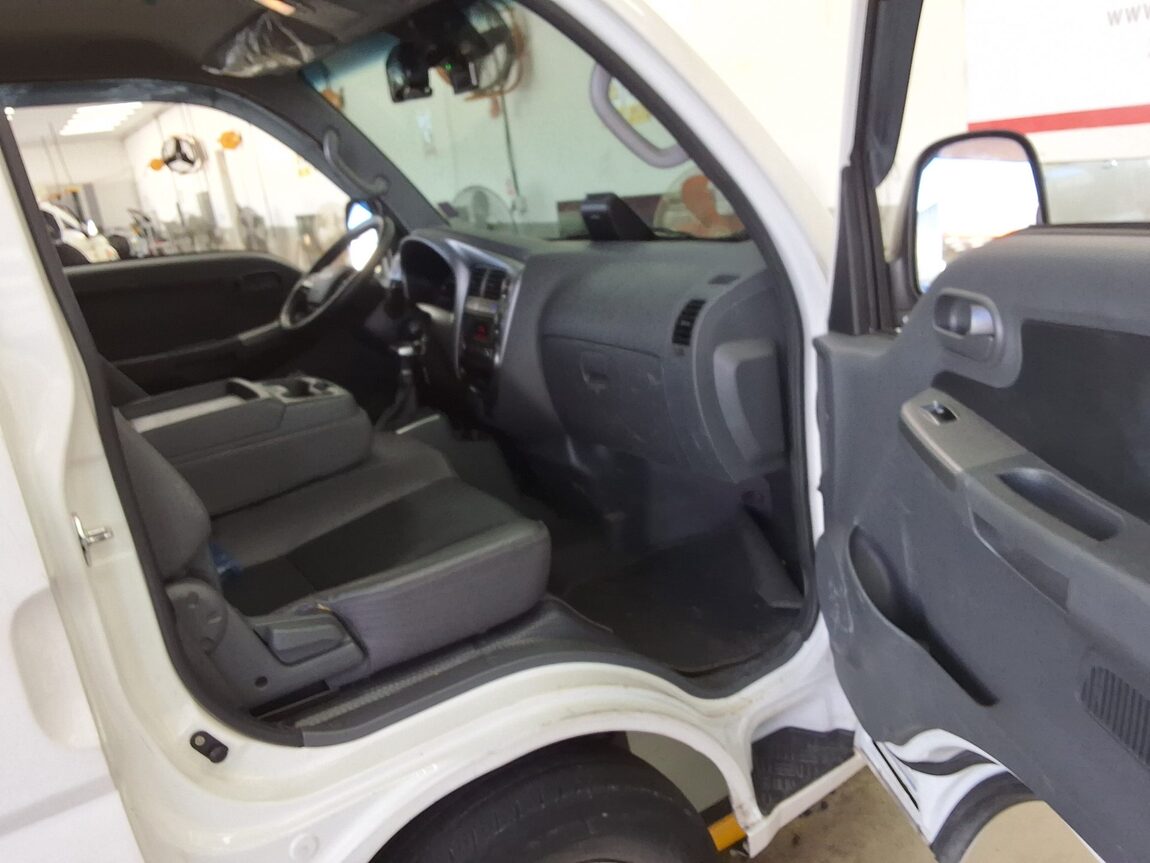KIA THE NEW BONGO III CARGO SLIDING DOOR BOX TRUCK LPI PLUS MODEL 2025 - zdjęcie 11