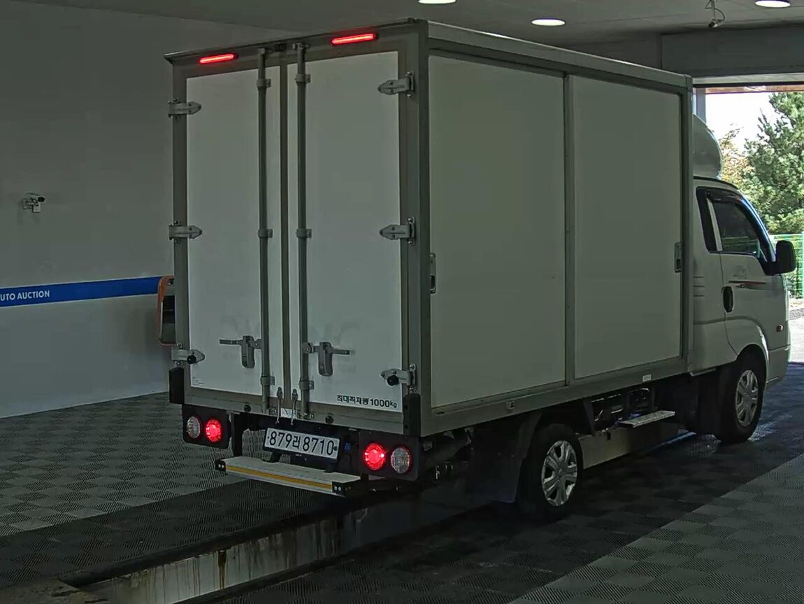 KIA THE NEW BONGO III CARGO SLIDING DOOR BOX TRUCK LPI PLUS MODEL 2025 - zdjęcie 5
