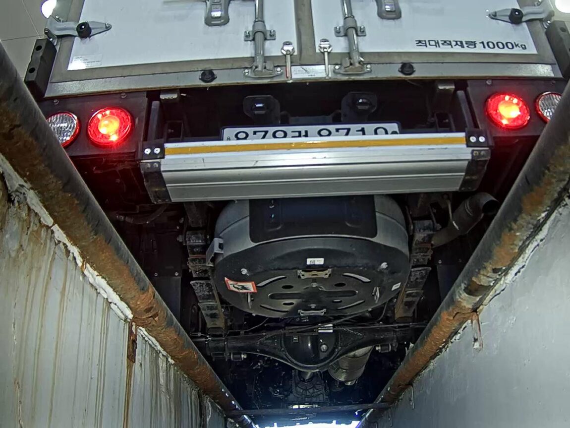 KIA THE NEW BONGO III CARGO SLIDING DOOR BOX TRUCK LPI PLUS MODEL 2025 - zdjęcie 8