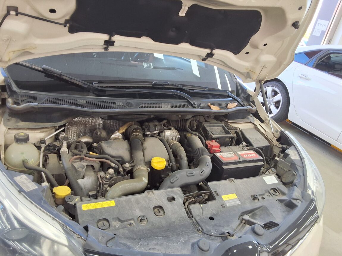 RENAULT (SAMSUNG) QM3 LE 2015 - zdjęcie 18