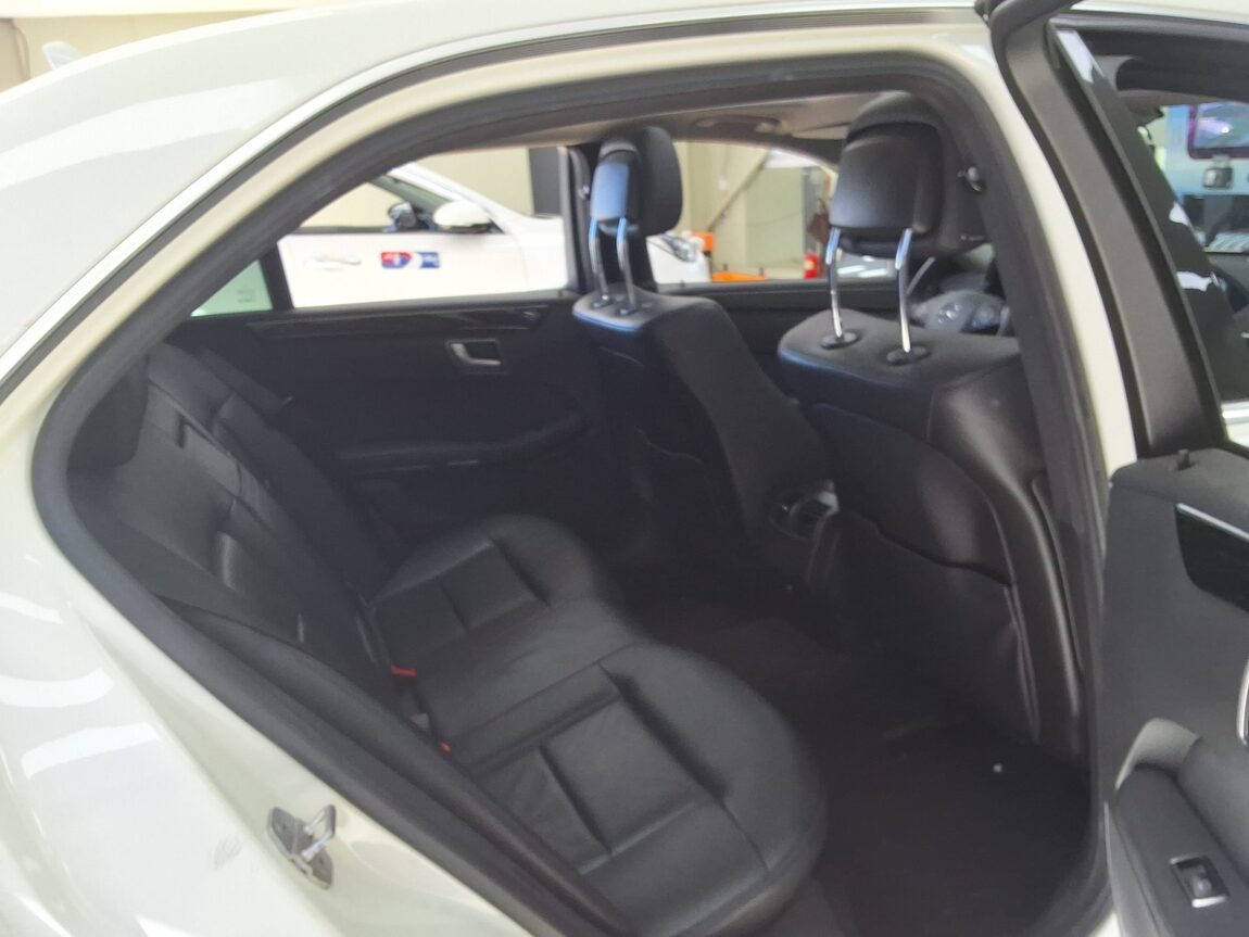 MERCEDES-BENZ E-CLASS (4TH GEN) E220 CDI AVANTGARDE 2012 - zdjęcie 14