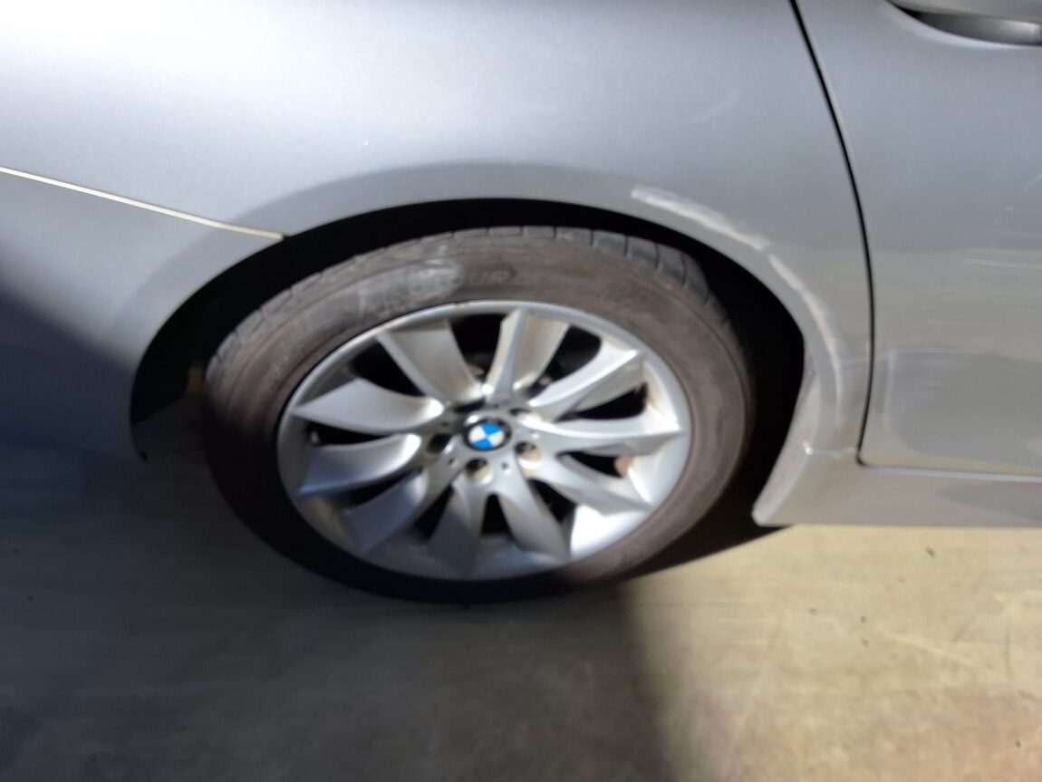 BMW 5 SERIES (6TH GEN) 528i xDRIVE 2013 - zdjęcie 22