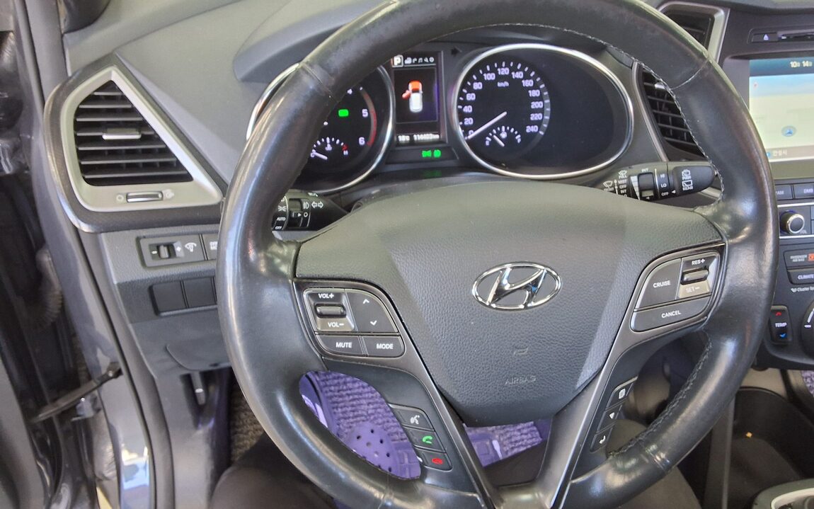 HYUNDAI SANTA FE THE PRIME DIESEL R2.0 2WD EXCLUSIVE 2016 - zdjęcie 17