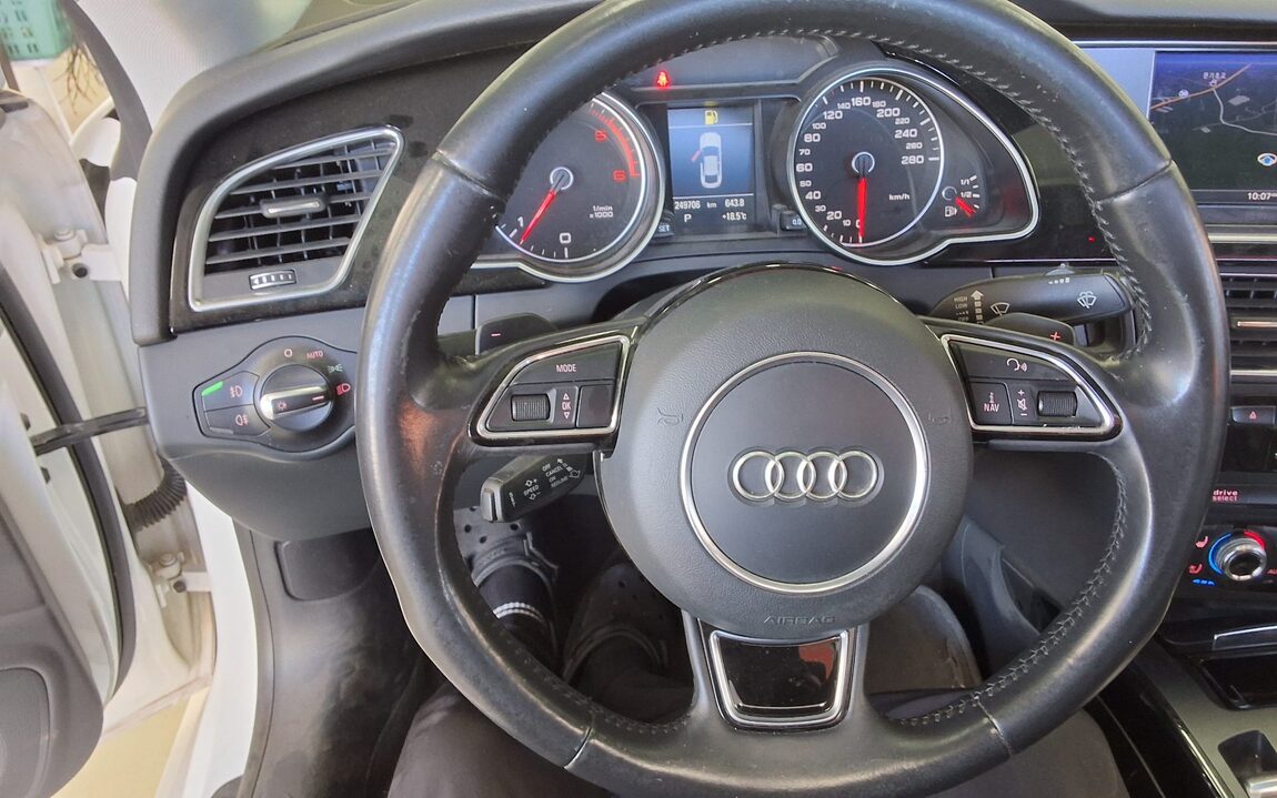 AUDI A5 35 TDI QUATTRO SPORTBACK DYNAMIC 2016 - zdjęcie 17