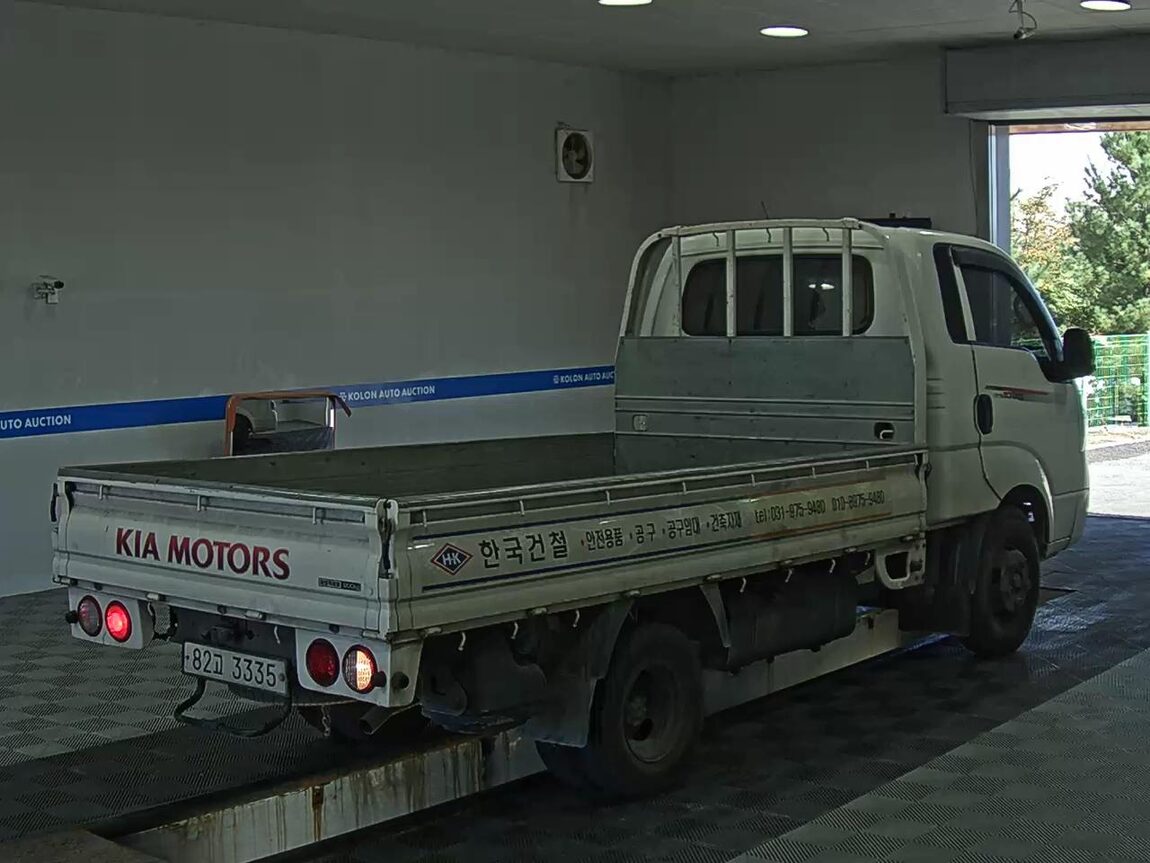KIA THE NEW BONGO III CARGO 1.2 TON KING CAB EXTRA LONG WHEELBASE GLS 2020 - zdjęcie 5