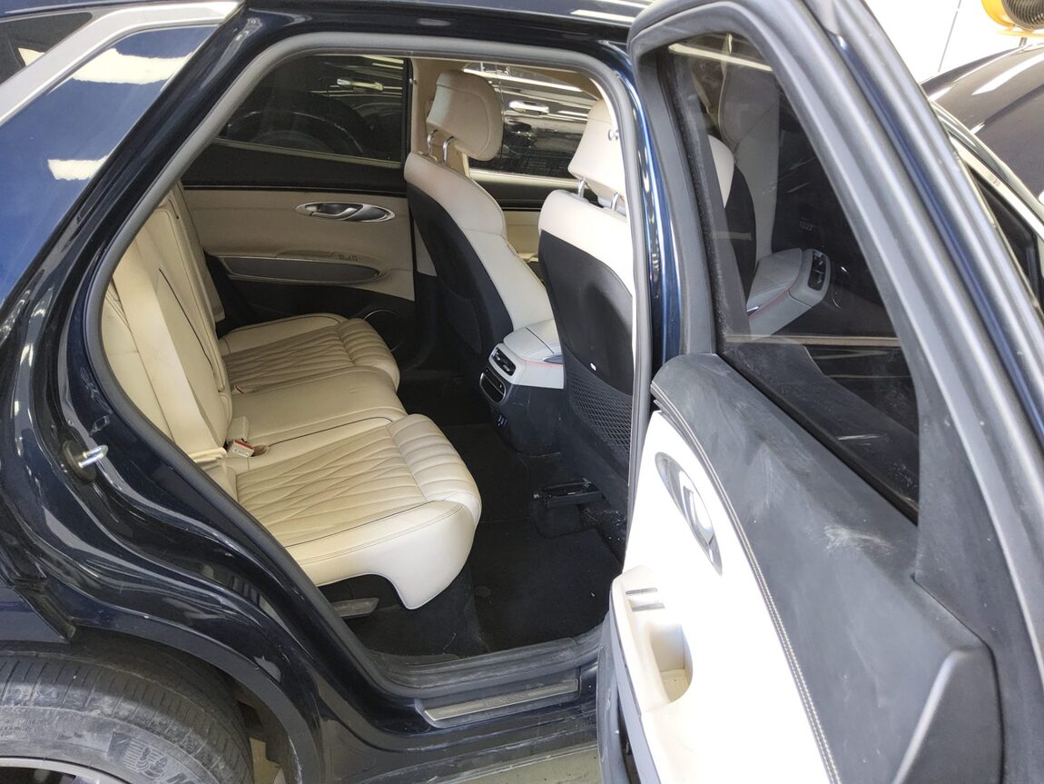 GENESIS GV70 2.5T AWD BASE MODEL 2021 - zdjęcie 13
