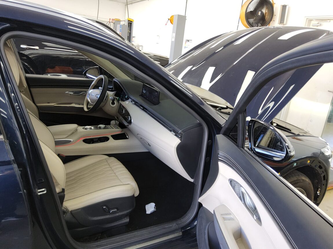 GENESIS GV70 2.5T AWD BASE MODEL 2021 - zdjęcie 14