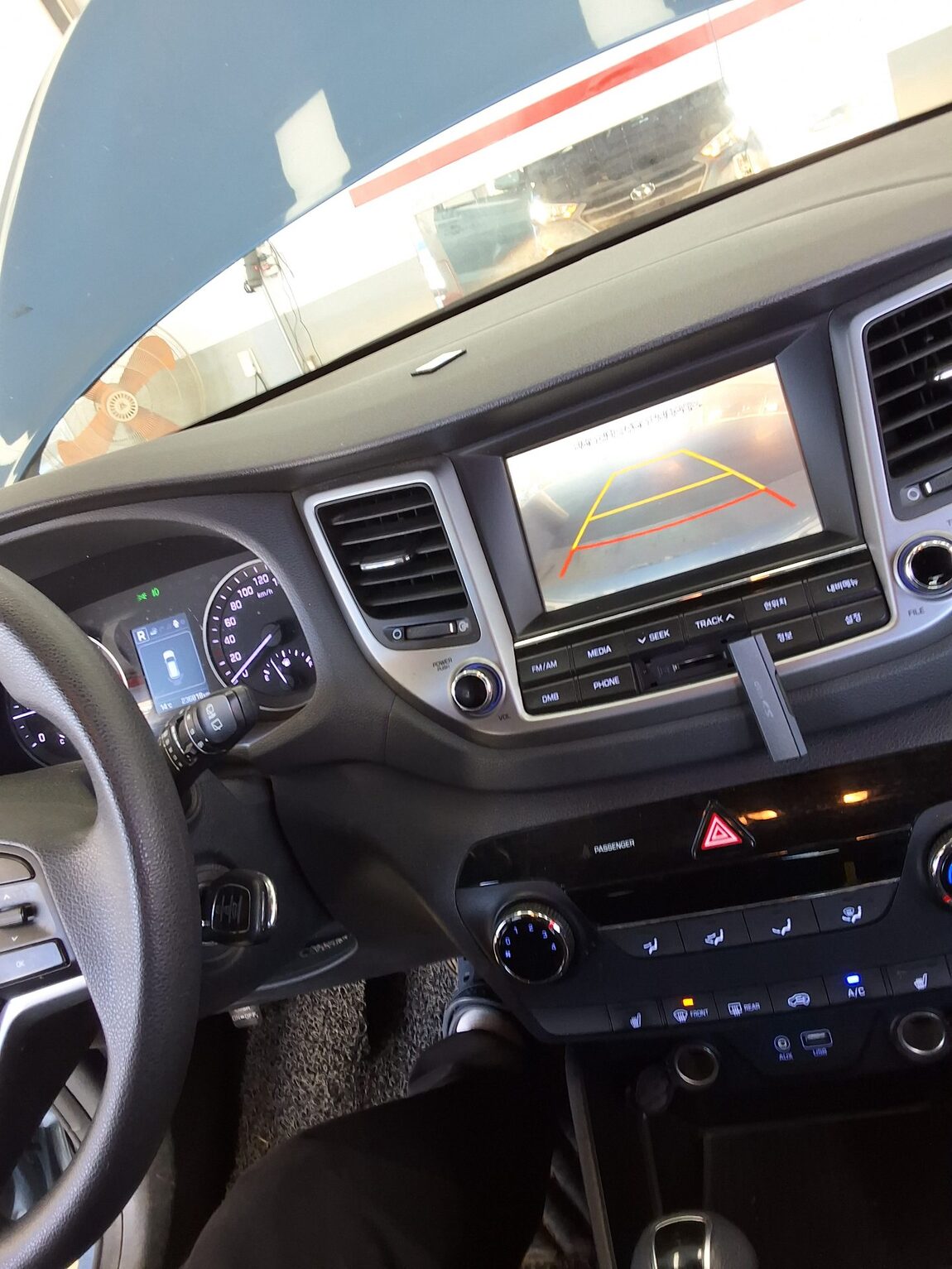 HYUNDAI ALL NEW TUCSON DIESEL 1.7 2WD STYLE 2016 - zdjęcie 18