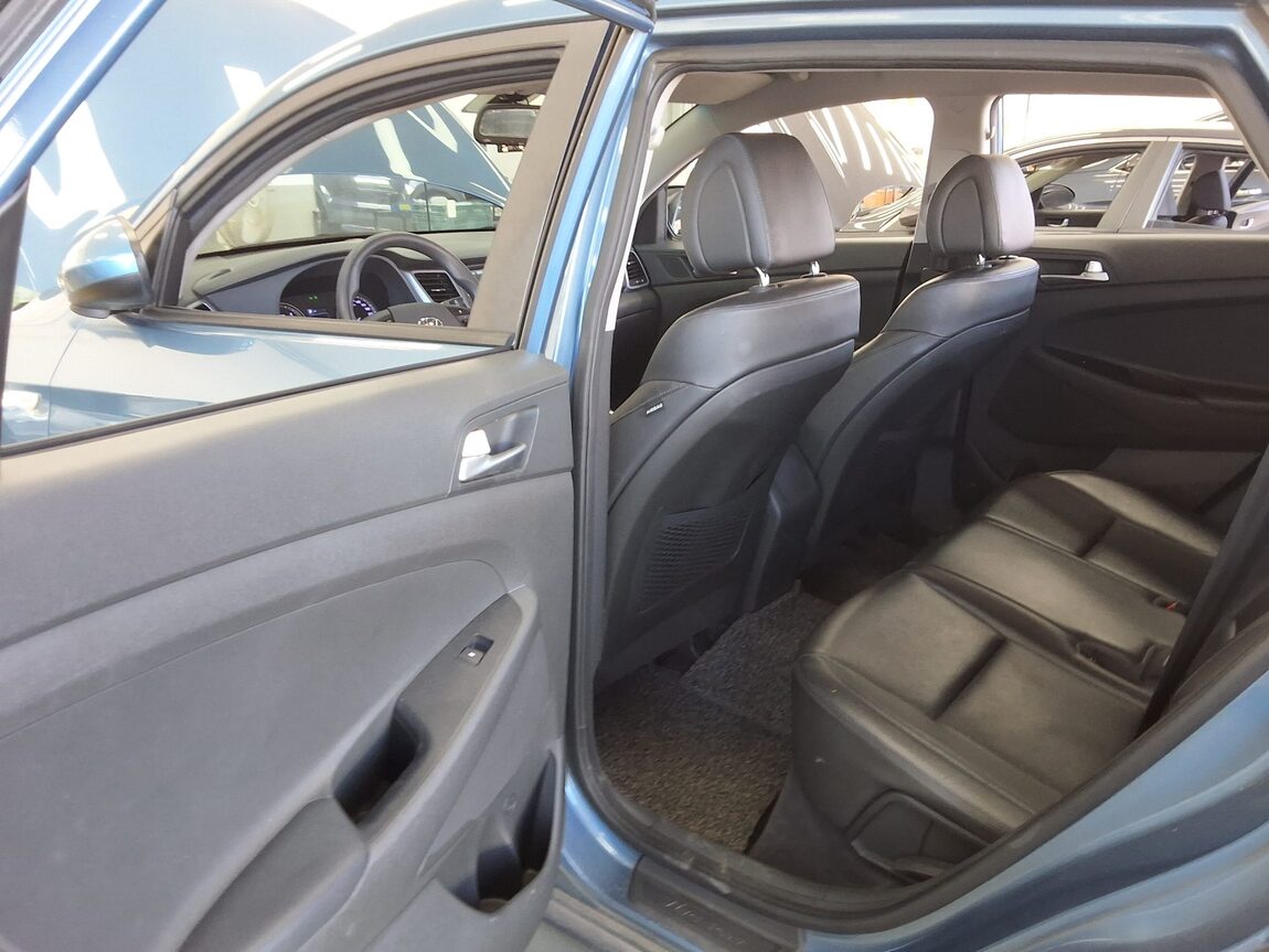HYUNDAI ALL NEW TUCSON DIESEL 1.7 2WD STYLE 2016 - zdjęcie 12