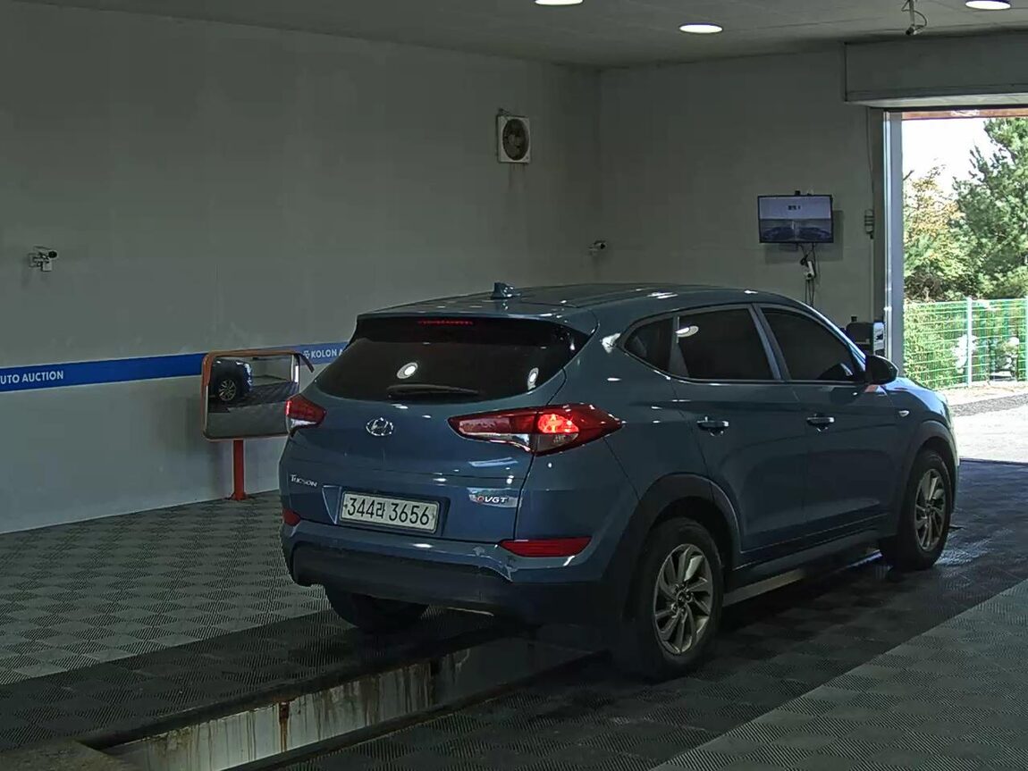 HYUNDAI ALL NEW TUCSON DIESEL 1.7 2WD STYLE 2016 - zdjęcie 5