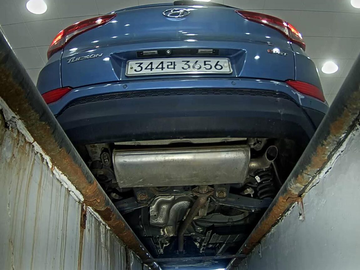 HYUNDAI ALL NEW TUCSON DIESEL 1.7 2WD STYLE 2016 - zdjęcie 8