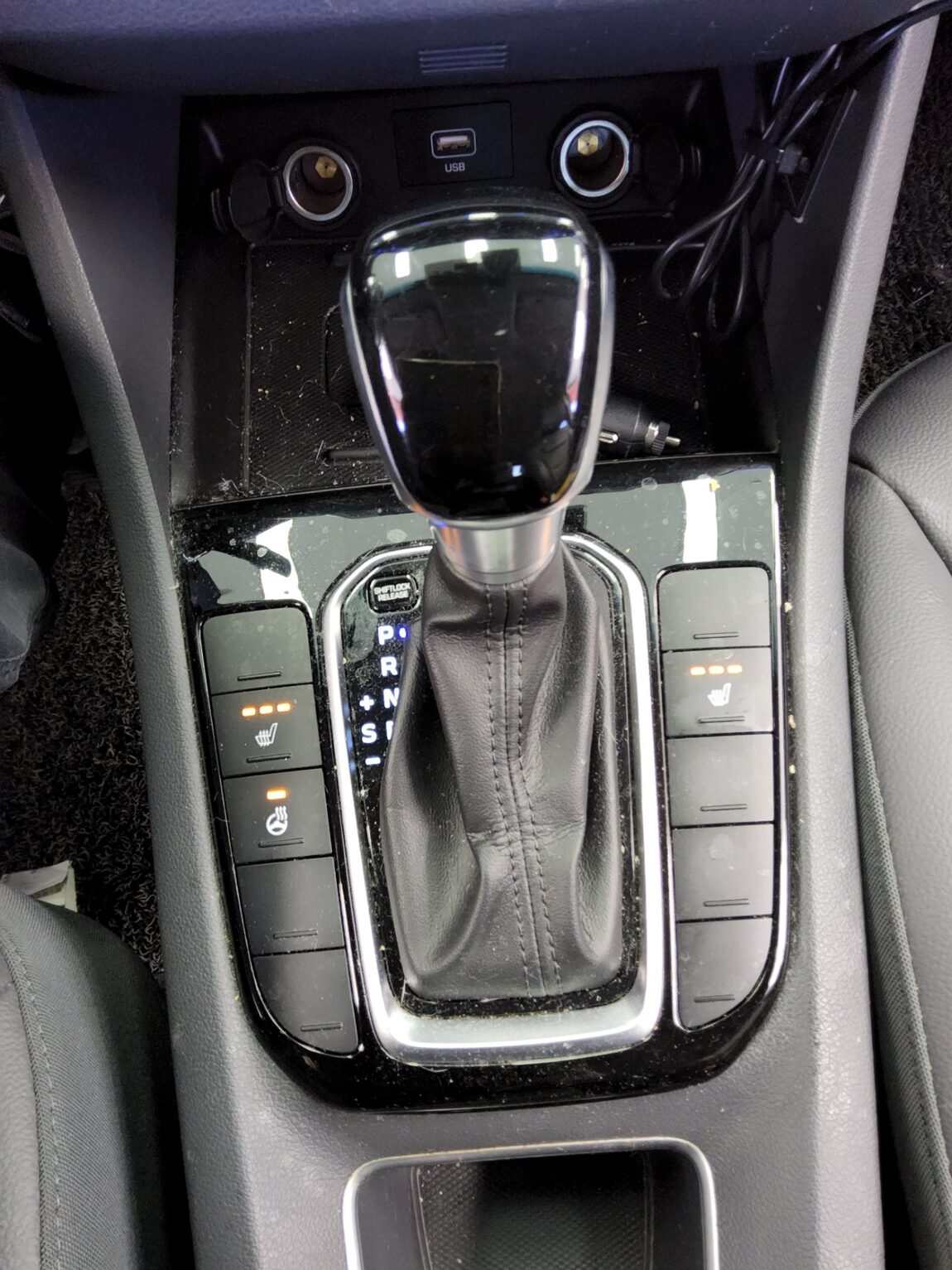 HYUNDAI THE NEW IONIQ HYBRID 1.6 GDi HEV I 2020 - zdjęcie 19
