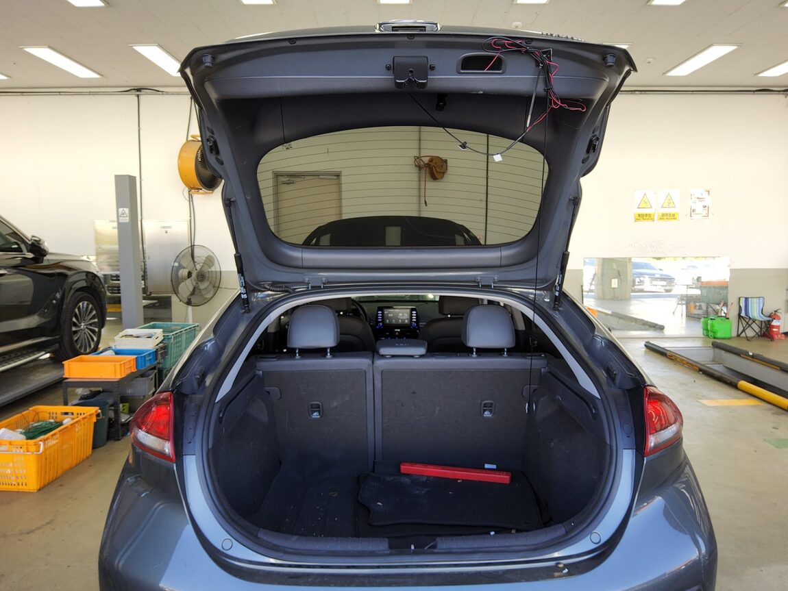 HYUNDAI THE NEW IONIQ HYBRID 1.6 GDi HEV I 2020 - zdjęcie 15