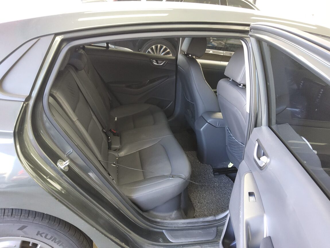 HYUNDAI THE NEW IONIQ HYBRID 1.6 GDi HEV I 2020 - zdjęcie 13