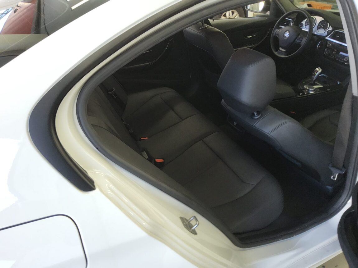 BMW 3 SERIES (6TH GEN) 320d xDRIVE 2018 - zdjęcie 13