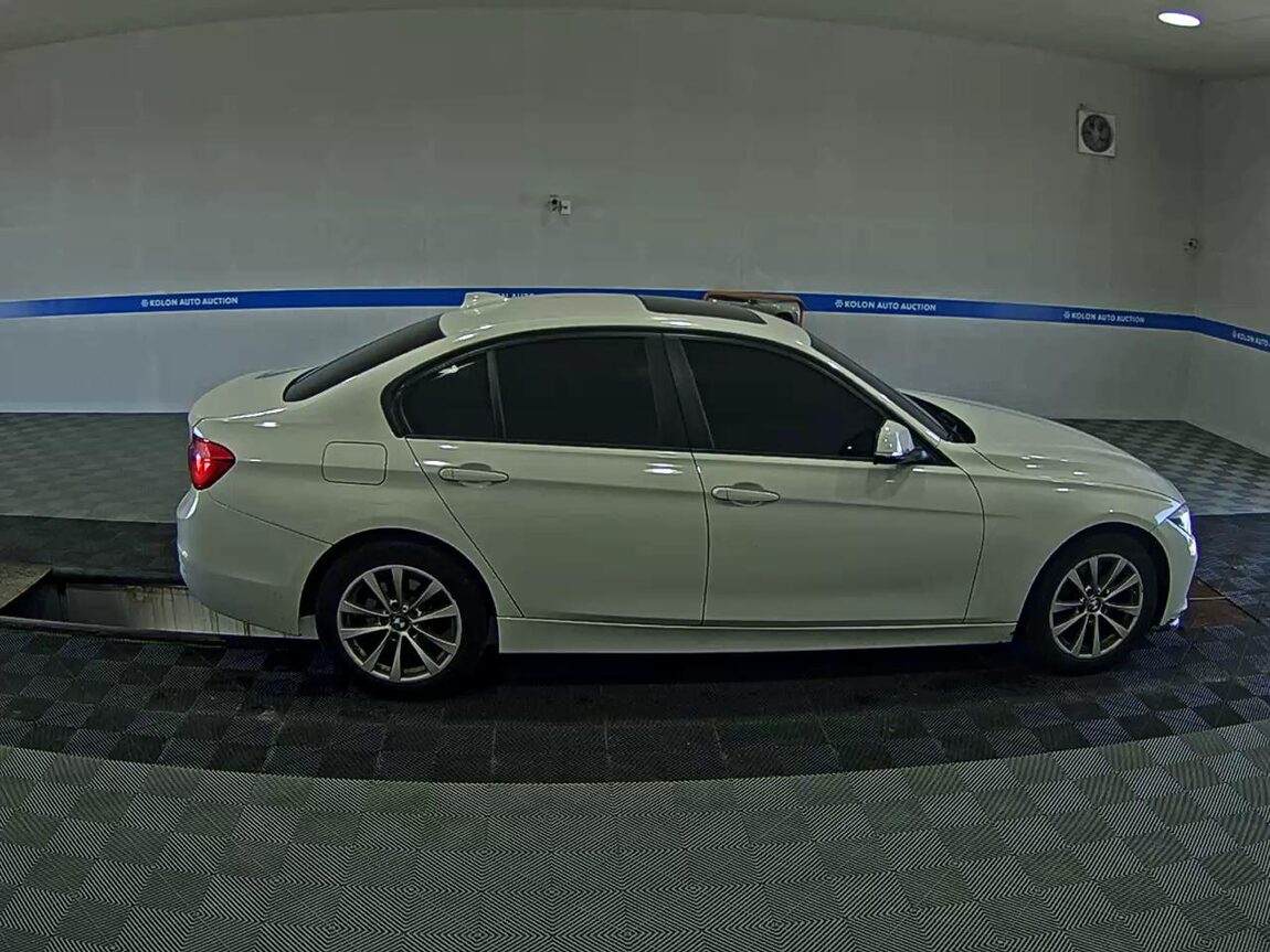 BMW 3 SERIES (6TH GEN) 320d xDRIVE 2018 - zdjęcie 4