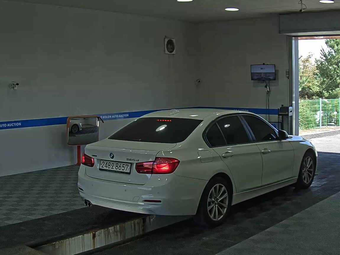 BMW 3 SERIES (6TH GEN) 320d xDRIVE 2018 - zdjęcie 5
