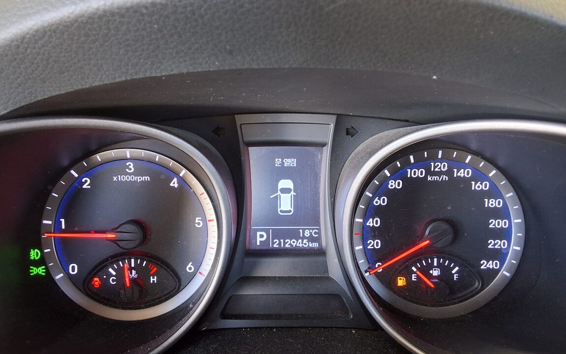 HYUNDAI SANTA FE (DM) DIESEL R2.0 2WD MODERN 2015 - zdjęcie 9