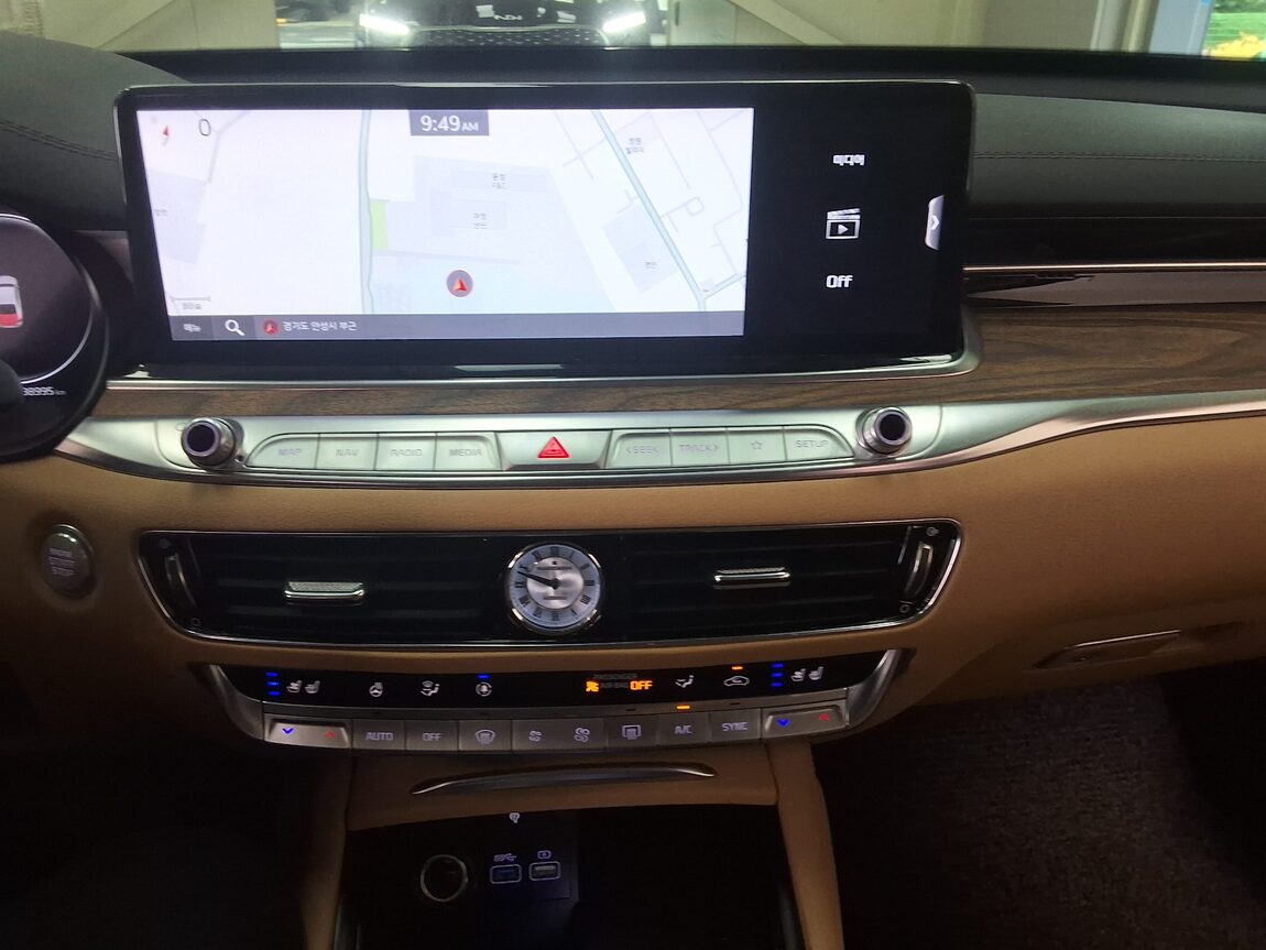 KIA THE NEW K9 (RJ) 3.8 GASOLINE AWD PLATINUM BEST SELECTION I 2022 - zdjęcie 24