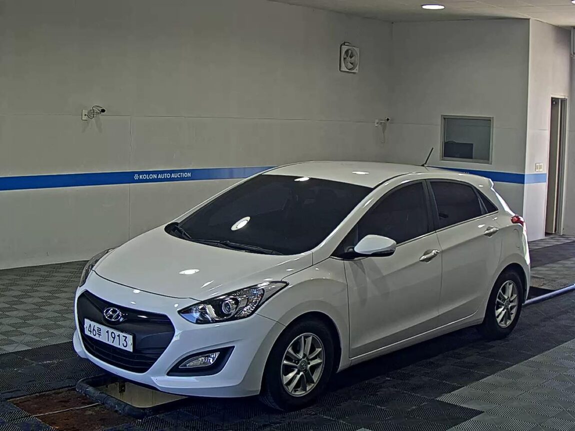 HYUNDAI NEW i30 1.6 GDi UNIQUE 2014 - zdjęcie 2