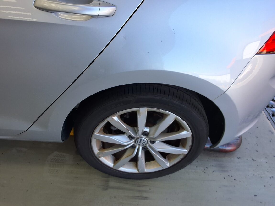 VOLKSWAGEN GOLF (7TH GEN) 2.0 TDI 2013 - zdjęcie 22