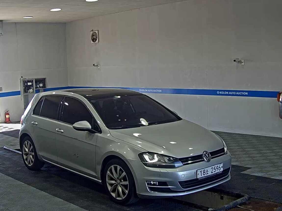 VOLKSWAGEN GOLF (7TH GEN) 2.0 TDI 2013 - zdjęcie 3