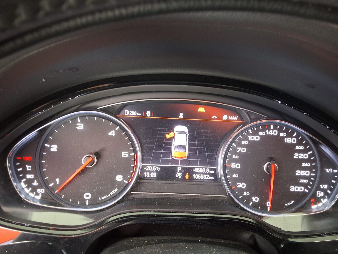 AUDI A8 (3RD GEN) 50 TDI QUATTRO 2016 - zdjęcie 10