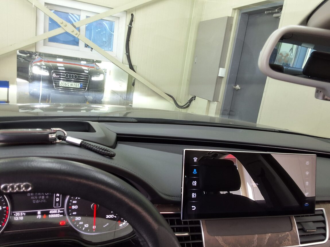 AUDI A8 (3RD GEN) 50 TDI QUATTRO 2016 - zdjęcie 26