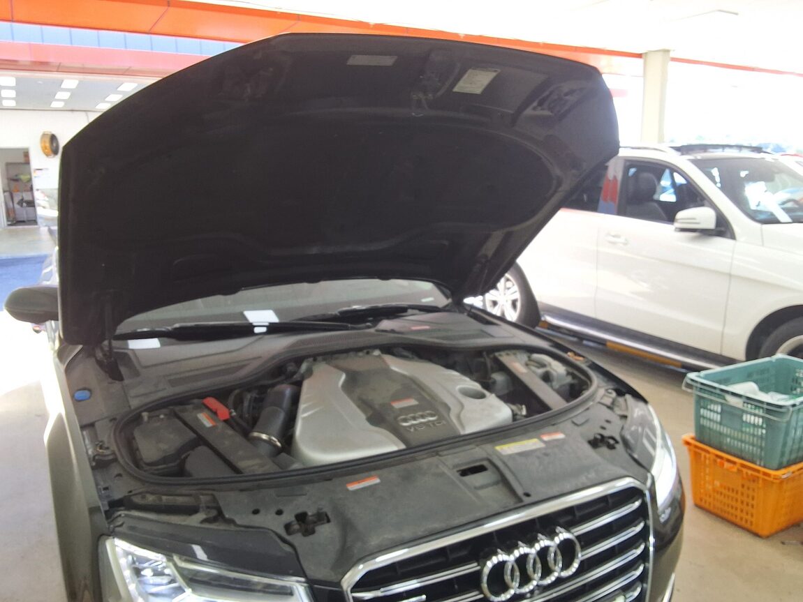 AUDI A8 (3RD GEN) 50 TDI QUATTRO 2016 - zdjęcie 18