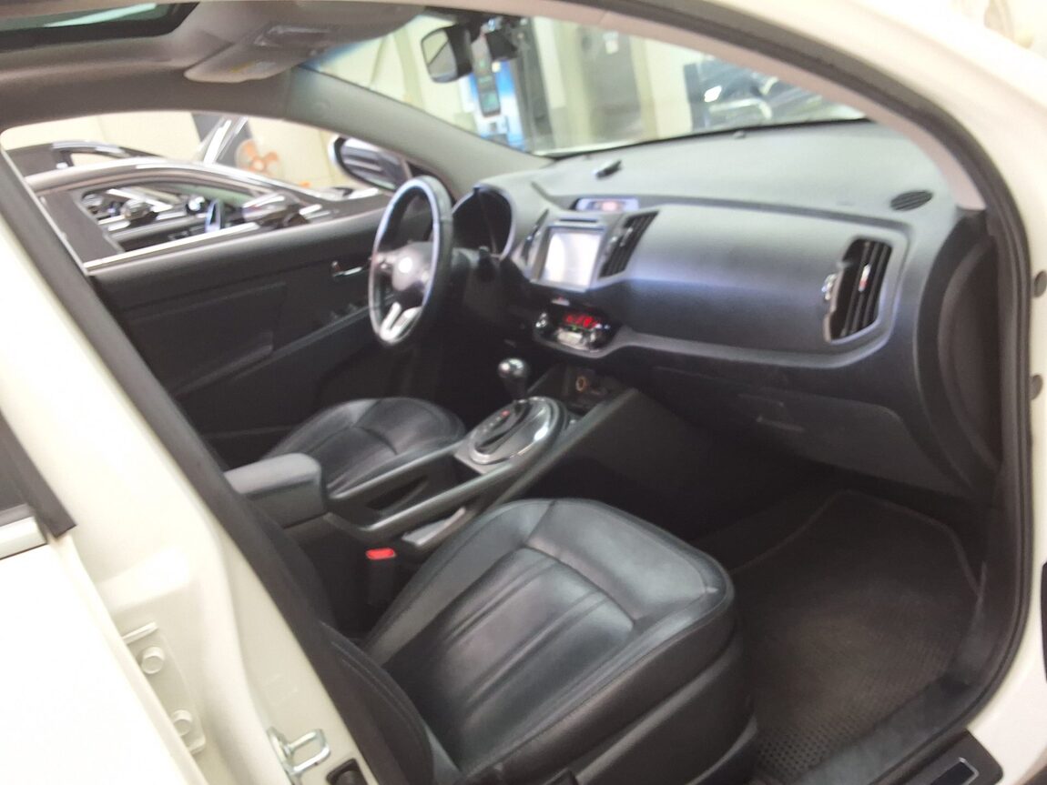 KIA SPORTAGE R DIESEL R2.0 2WD LIMITED 2012 - zdjęcie 15